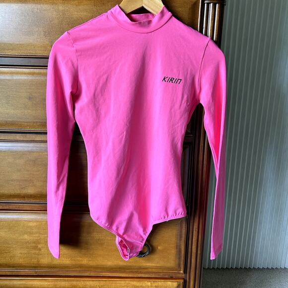 Kirin Peggy Gou bright Fuchsia pink Open back Bodysuit Size S - Picture 3 of 11